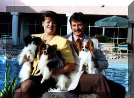 Ruth Ann & Danny in "98" with Lyndylore Michelle, BIS CH Envy My Fuzzy Attache, CH En-La's Bravissimo